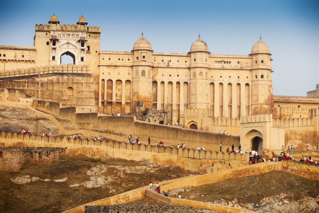 alt="Amer Fort Jaipur, top destination for visagovt.com Indian e-Visa applicants"